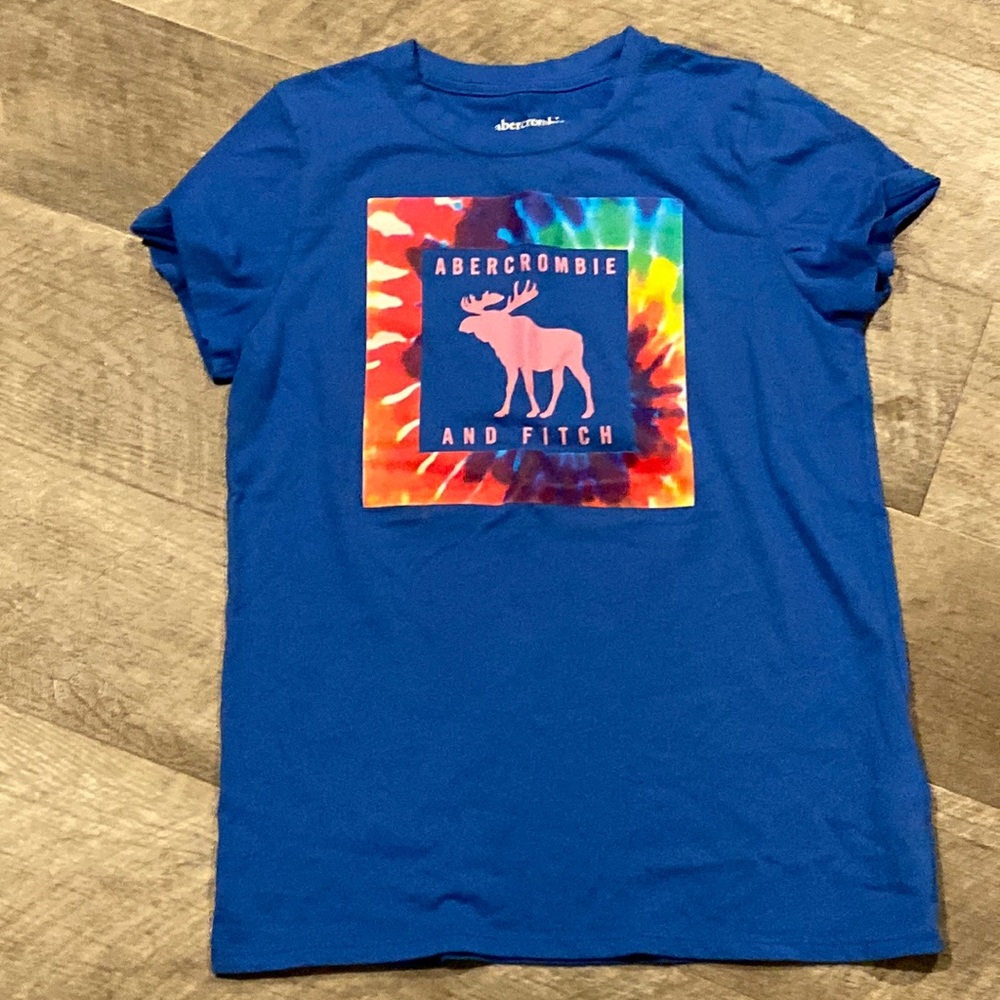 Abercrombie kids. T-shirt size 13/14